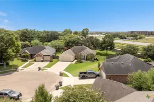 322 Green Gable Dr, Victoria, TX 77904 - Photo 30