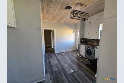 404 Fennimore Street, Gatesville, TX 76528 - Photo 18