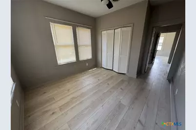 330 Adams Street, Seguin, TX 78155 - Photo 8