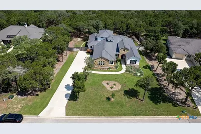 2382 Geneseo Oaks, New Braunfels, TX 78132 - Photo 2