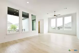 340 Fountain Grass Dr, San Marcos, TX 78666 - Photo 8