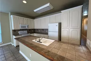 3049 Pine Valley Dr, New Braunfels, TX 78130 - Photo 12