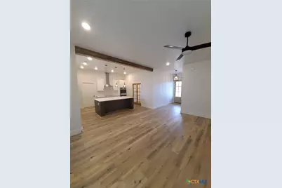 524 E 25th Street, Belton, TX 76513 - Photo 10