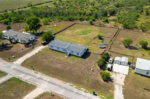 240 Broward Ave, Marion, TX 78124 - Photo 40