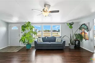 240 Broward Ave, Marion, TX 78124 - Photo 4