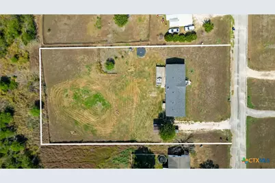 240 Broward Avenue, Marion, TX 78124 - Photo 2