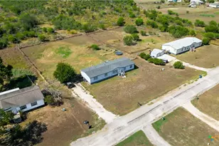 240 Broward Ave, Marion, TX 78124 - Photo 30