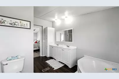 240 Broward Avenue, Marion, TX 78124 - Photo 28