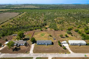 240 Broward Ave, Marion, TX 78124 - Photo 44