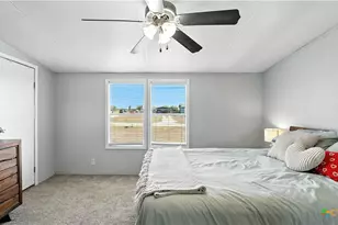 240 Broward Ave, Marion, TX 78124 - Photo 24