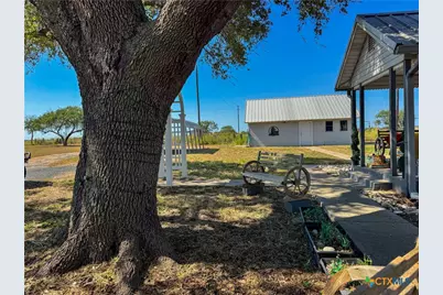 478 Fm 136, Woodsboro, TX 78393 - Photo 36
