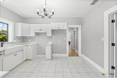 617 N Beal Street, Belton, TX 76513 - Photo 18