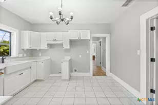 617 N Beal St, Belton, TX 76513 - Photo 18