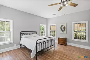 617 N Beal St, Belton, TX 76513 - Photo 24