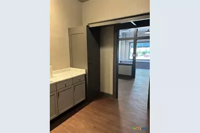 753 N Austin Street, Seguin, TX 78155 - Photo 10