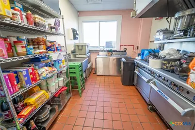 102 S Main Street, Victoria, TX 77901 - Photo 20