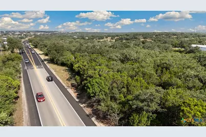 1732 Herbelin Road, New Braunfels, TX 78132 - Photo 10