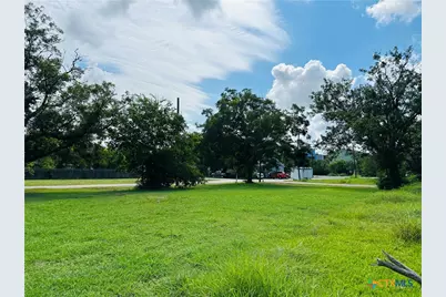311 Carver Street, Edna, TX 77957 - Photo 20
