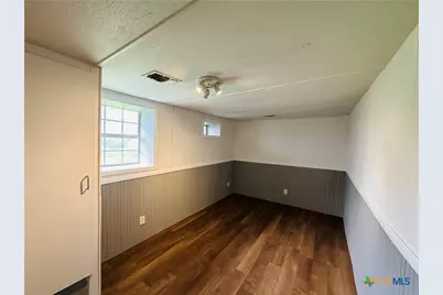 311 Carver Street, Edna, TX 77957 - Photo 12