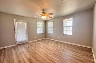 318 Trestle Tree, San Marcos, TX 78666 - Photo 12