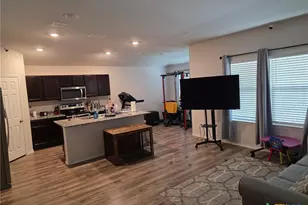 1124 Velvet Ct, Troy, TX 76579 - Photo 2