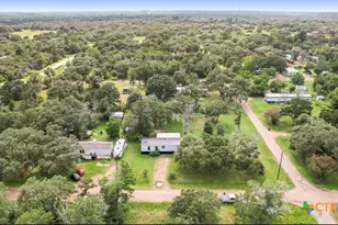 5826 W 2nd St, Sheridan, TX 77475 - Photo 18