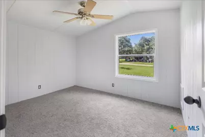 5826 W Second Street, Sheridan, TX 77475 - Photo 16