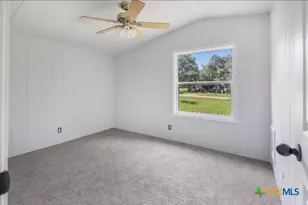 5826 W 2nd St, Sheridan, TX 77475 - Photo 16