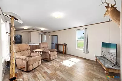 2998 County Road 302, Floresville, TX 78114 - Photo 16