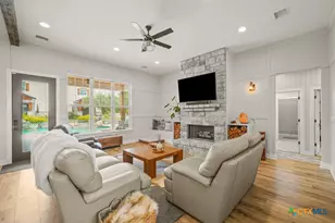 1348 Mystic Shores Blvd, Spring Branch, TX 78070 - Photo 6