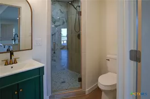 5688 Falke-Heinrich Rd, Schulenburg, TX 78956 - Photo 18