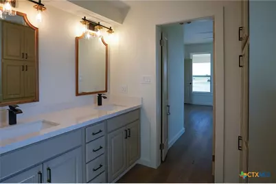 5688 Falke-Heinrich Road, Schulenburg, TX 78956 - Photo 24