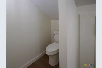 5688 Falke-Heinrich Road, Schulenburg, TX 78956 - Photo 32