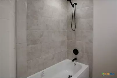 5688 Falke-Heinrich Road, Schulenburg, TX 78956 - Photo 30