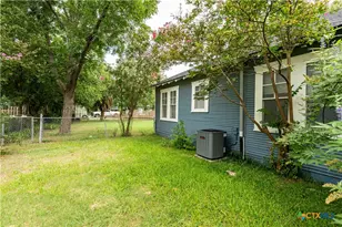 1111 McLain St, Taylor, TX 76574 - Photo 4