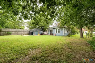 1111 McLain St, Taylor, TX 76574 - Photo 14