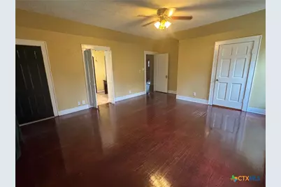 1004 East 10th, Cameron, TX 76520 - Photo 10