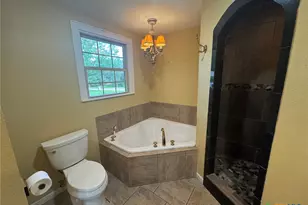 1004 East 10th, Cameron, TX 76520 - Photo 12