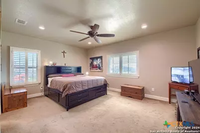 6197 Pfeil Road, Schertz, TX 78154 - Photo 18