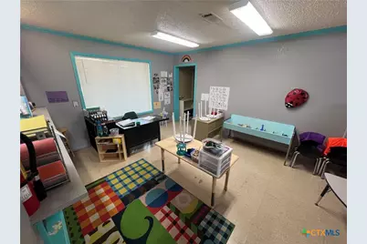 809 M L King Jr Drive, Copperas Cove, TX 76522 - Photo 10