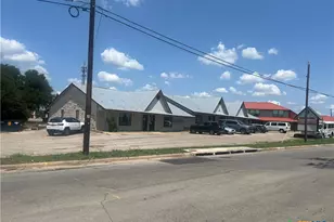 809 M L King Jr Dr, Copperas Cove, TX 76522 - Photo 1