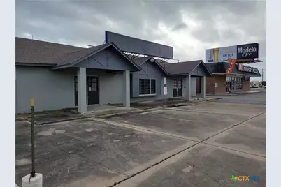 6508 N Navarro Street, Victoria, TX 77904 - Photo 2