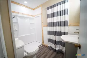 1005 E Polk Ave, Victoria, TX 77901 - Photo 6