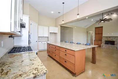 2178 Southbend Road, Salado, TX 76571 - Photo 14