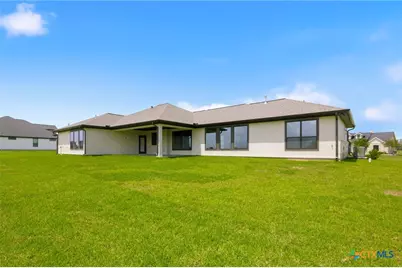 73 Escalera Ranch Road, Victoria, TX 77905 - Photo 10