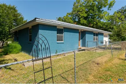 502 S 5th Street, Gatesville, TX 76528 - Photo 2