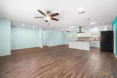 502 S 5th Street, Gatesville, TX 76528 - Photo 6