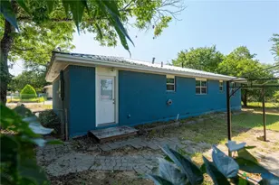 502 S 5th St, Gatesville, TX 76528 - Photo 2