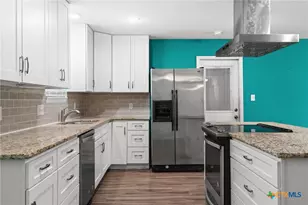 502 S 5th St, Gatesville, TX 76528 - Photo 10