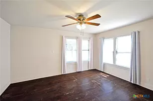 365 E Faust, New Braunfels, TX 78130 - Photo 16